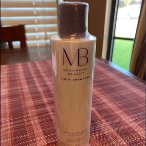 Cindy Crawford Meaningful Beauty